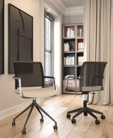 Moda Mesh Back Meeting Chairs