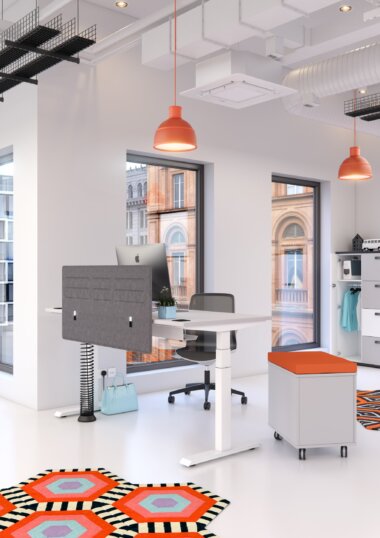Desk Mounted Blade Screens Brochure Image