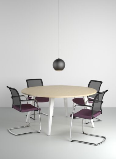 Moda Mesh Back Cantilever Meeting Chair