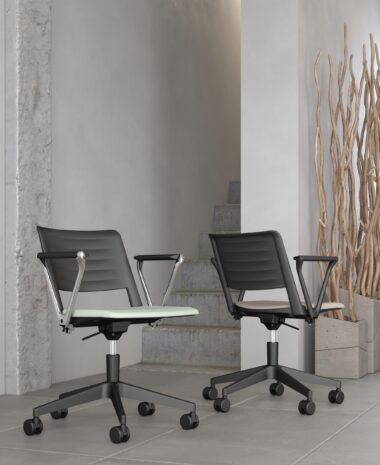 Salto Agile Seating Brochure Image