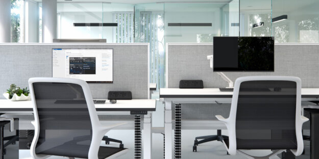 Flo Monitor Arm Roomset